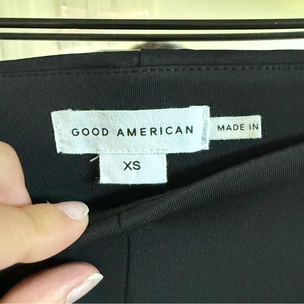 Good American Good Waist Flare Scuba Pants - Picture 8 of 10